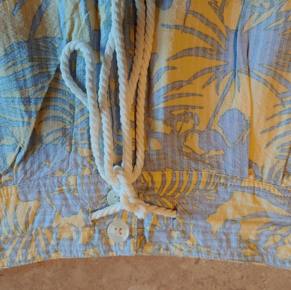 Free People High Waisted Cute Floral Shorts, Sz 4 - Picture 2 of 6